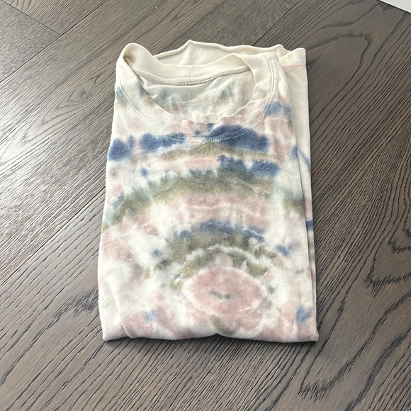 Raquel Allegra Lot - 3 tank, 2 long sleeve, 5 pant, 1 tshirt - 11 total - Picture 3 of 5